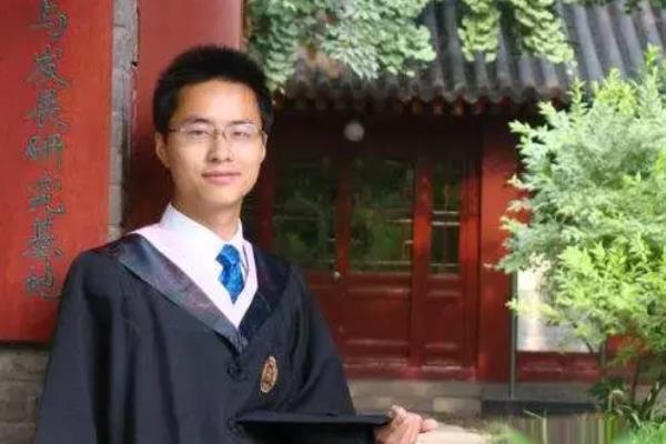 与学姐聊天问题怎么问（怎样和十分优秀的北大学长、学姐交流）.