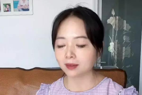 闺蜜父母离婚怎么安慰她的话（婚姻）.