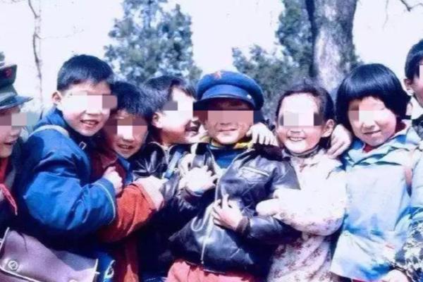 当男人变成女人身体,这一个经历就得崩溃.