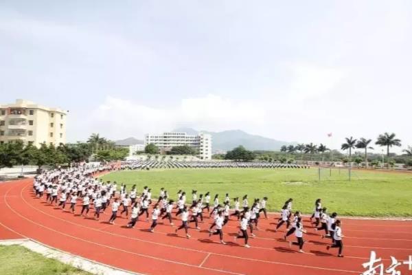 电白三中地址（电白三中优先投档线实现“零”突破）.