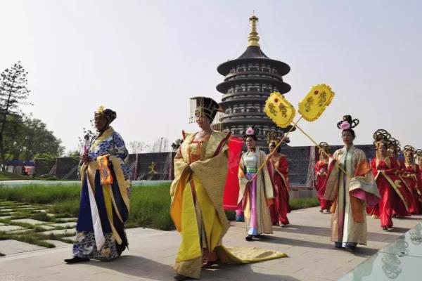 骨子里有点爷们的女生好吗（女人呢）.